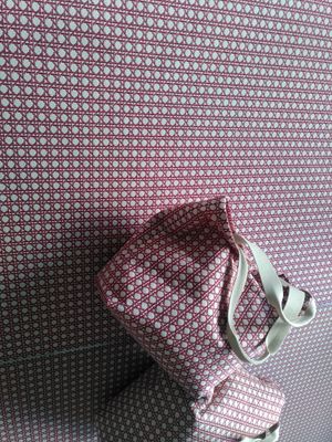 LP_wiener geflecht tote bag maxi red