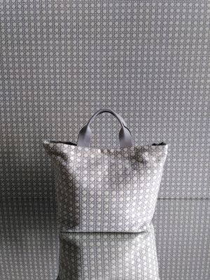 LP_wiener geflecht tote bag midi grey